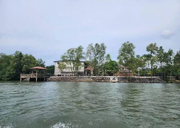 Beautiful River Homestay Kuala Pontian Rompin