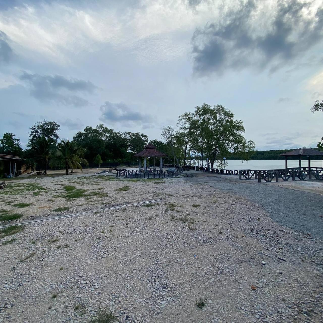 Homestay Beautiful River Kuala Pontian Rompin Kuala Rompin